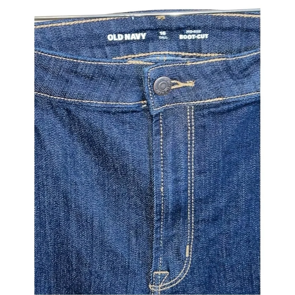 Old Navy Jeans Women’s Size 16 Tall Blue 37x35 Mid Rise Boot Cut Modern - Picture 4 of 8